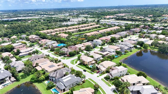 3546 Collonade Drive, Wellington, FL 33449