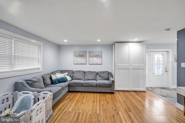 370 SELMA ST, Philadelphia, PA 19116