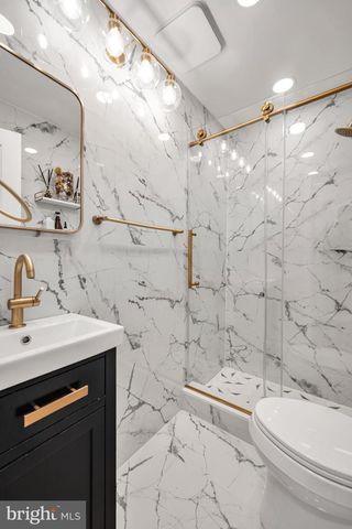 370 SELMA ST, Philadelphia, PA 19116