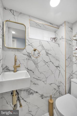 370 SELMA ST, Philadelphia, PA 19116