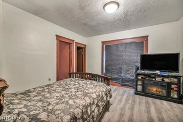 614 East Avenue, Akron, OH 44320