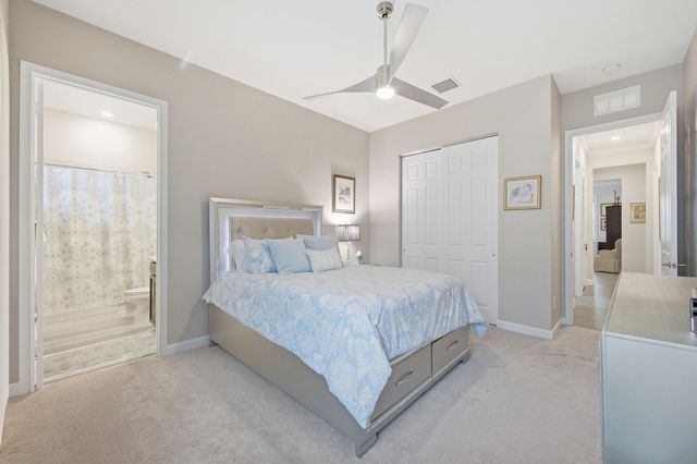 1011 Sweetgrass Street, Loxahatchee, FL 33470