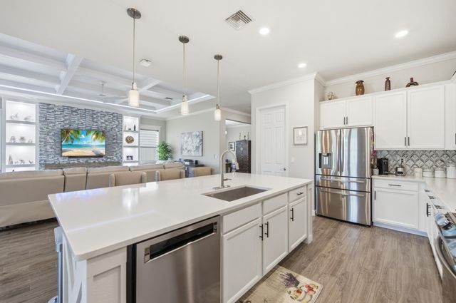 1011 Sweetgrass Street, Loxahatchee, FL 33470