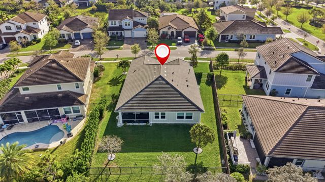 1011 Sweetgrass Street, Loxahatchee, FL 33470