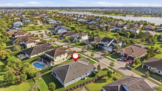 1011 Sweetgrass Street, Loxahatchee, FL 33470