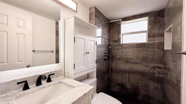 2420 SW 81st Avenue 201, Davie, FL 33324