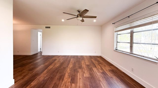 2420 SW 81st Avenue 201, Davie, FL 33324