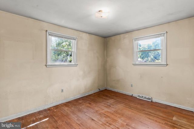 10504 MULLIKIN DR, Clinton, MD 20735