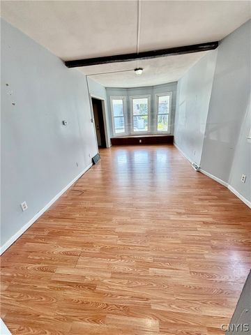 2 Gaylord Street 4, Auburn, NY 13021