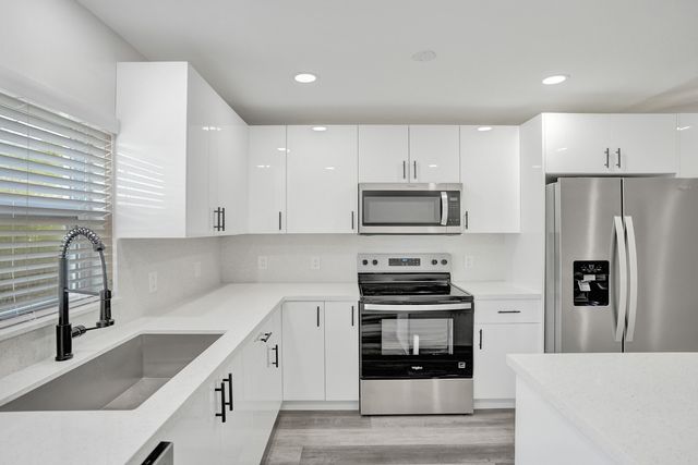 904 NW 51ST Street, Deerfield Beach, FL 33064