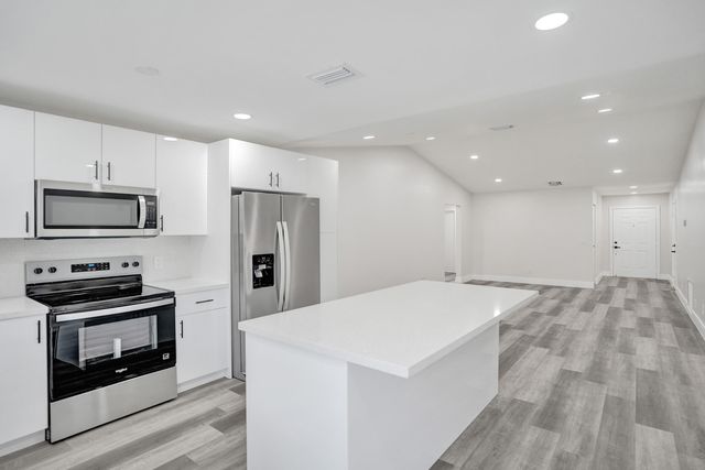 904 NW 51ST Street, Deerfield Beach, FL 33064