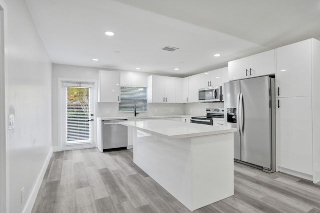 904 NW 51ST Street, Deerfield Beach, FL 33064