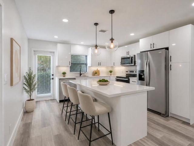 904 NW 51ST Street, Deerfield Beach, FL 33064