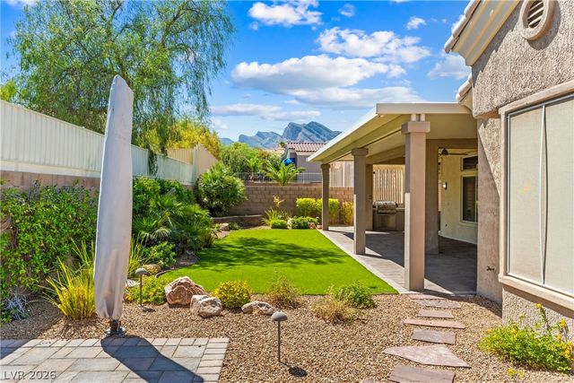 10301 Bent Brook Place, Las Vegas, NV 89134