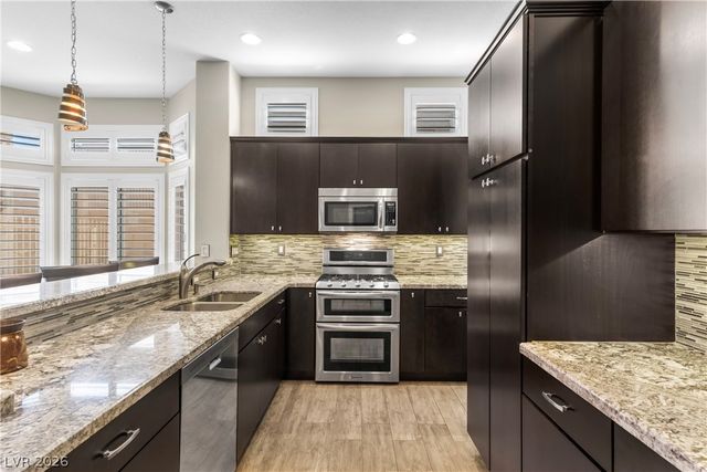 10301 Bent Brook Place, Las Vegas, NV 89134