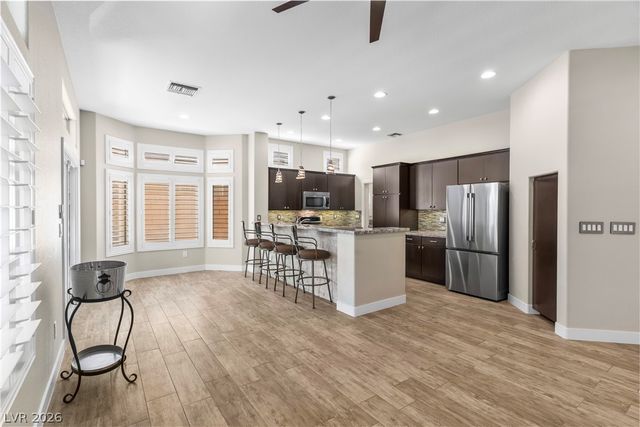 10301 Bent Brook Place, Las Vegas, NV 89134