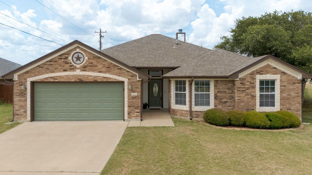 3402 Lauren ST, Copperas Cove, TX 76522
