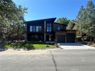 361 Meadow Circle N, Big Bear Lake, CA 92315