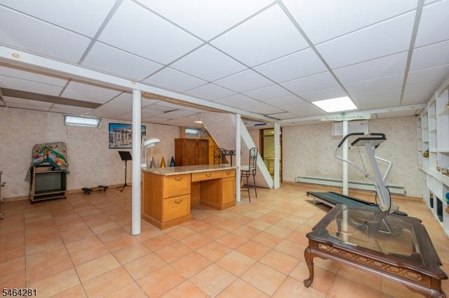 2 Glencove Rd, Parsippany-troy Hills Twp., NJ 07950