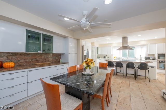 2 Glencove Rd, Parsippany-troy Hills Twp., NJ 07950