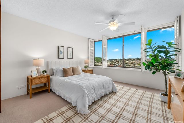 4340 Pahoa Avenue 19D, Honolulu, HI 96816