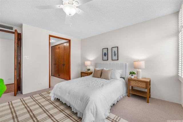 4340 Pahoa Avenue 19D, Honolulu, HI 96816