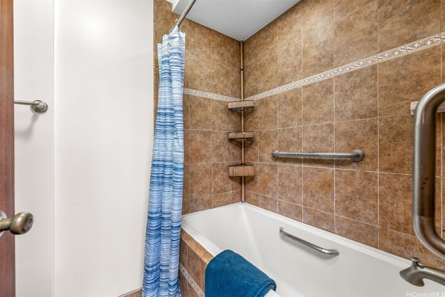 4340 Pahoa Avenue 19D, Honolulu, HI 96816