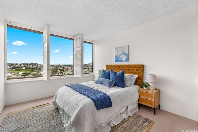 4340 Pahoa Avenue 19D, Honolulu, HI 96816