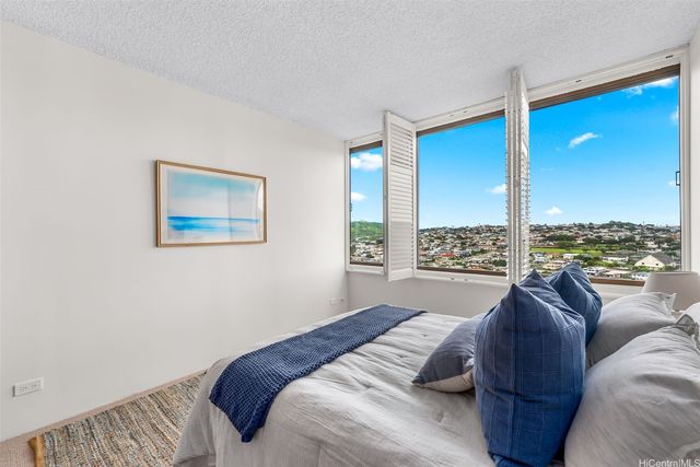 4340 Pahoa Avenue 19D, Honolulu, HI 96816