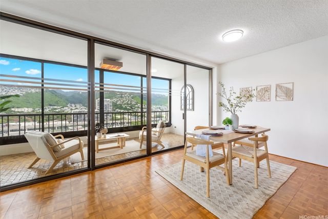 4340 Pahoa Avenue 19D, Honolulu, HI 96816