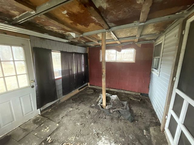 6095 N Stony Creek Road, Monroe, MI 48162