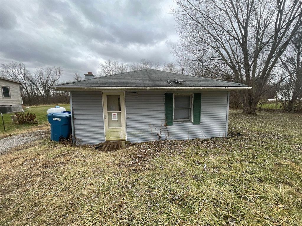 6095 N Stony Creek Road, Monroe, MI 48162