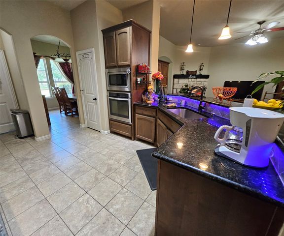 125 Brady Coleman Lane, Springtown, TX 76082
