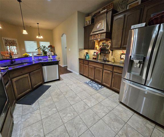 125 Brady Coleman Lane, Springtown, TX 76082