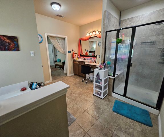 125 Brady Coleman Lane, Springtown, TX 76082