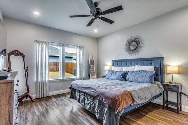 1584 Saylee Lane, Burleson, TX 76028