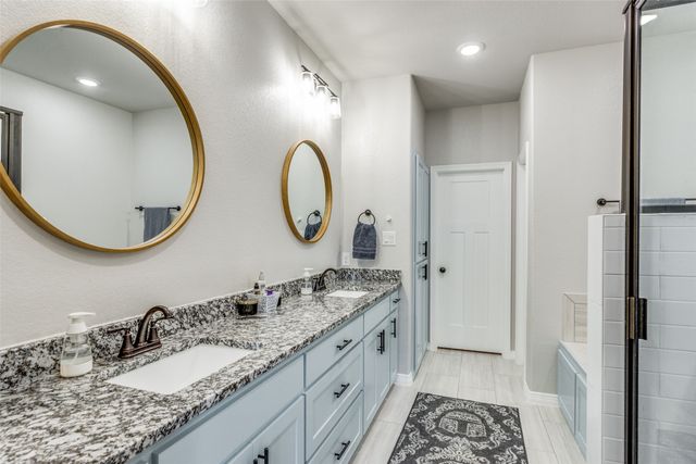 1584 Saylee Lane, Burleson, TX 76028