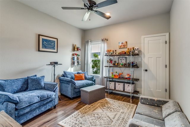 1584 Saylee Lane, Burleson, TX 76028