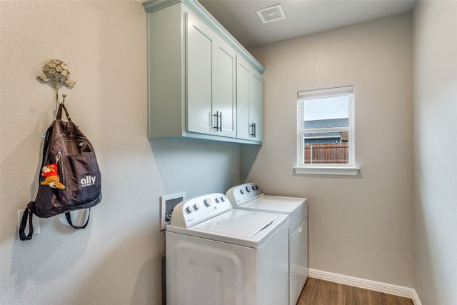 1584 Saylee Lane, Burleson, TX 76028