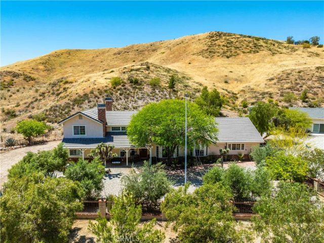 13602 Sego, Agua Dulce, CA 91390