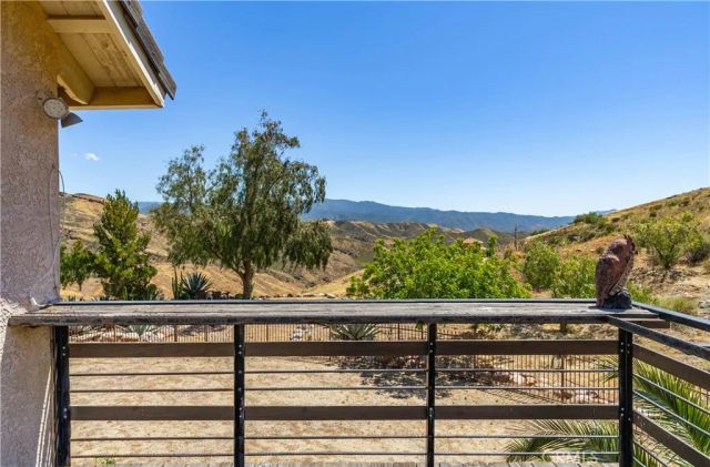 13602 Sego, Agua Dulce, CA 91390