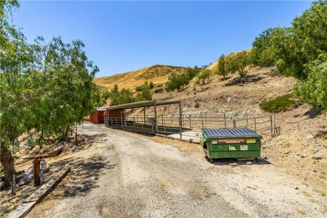 13602 Sego, Agua Dulce, CA 91390