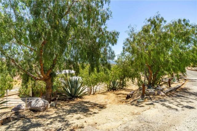 13602 Sego, Agua Dulce, CA 91390