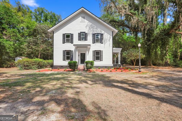 674 Dunlevie Road, Allenhurst, GA 31301