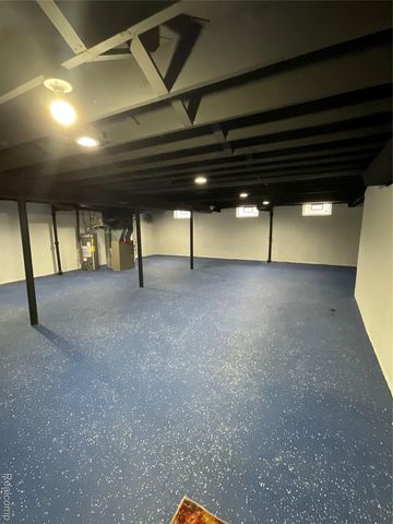 21650 Kipling Street, Oak Park, MI 48237