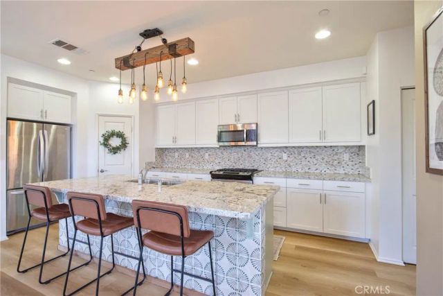1718 San Francisco, San Diego, CA 92154