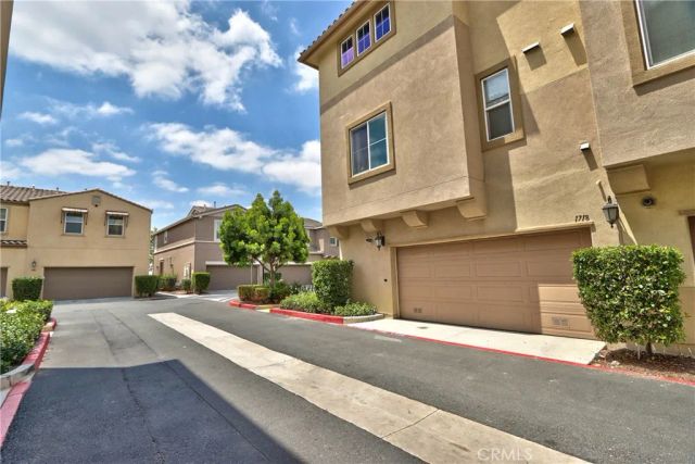 1718 San Francisco, San Diego, CA 92154