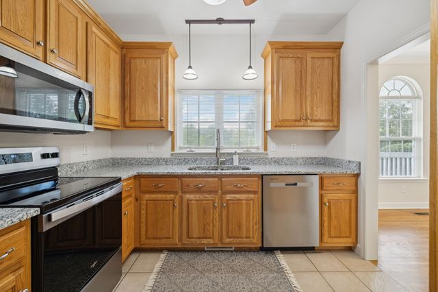 4144 Highway 48, N, Charlotte, TN 37036