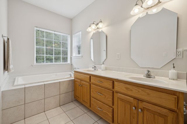 4144 Highway 48, N, Charlotte, TN 37036