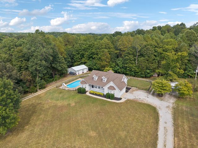 4144 Highway 48, N, Charlotte, TN 37036